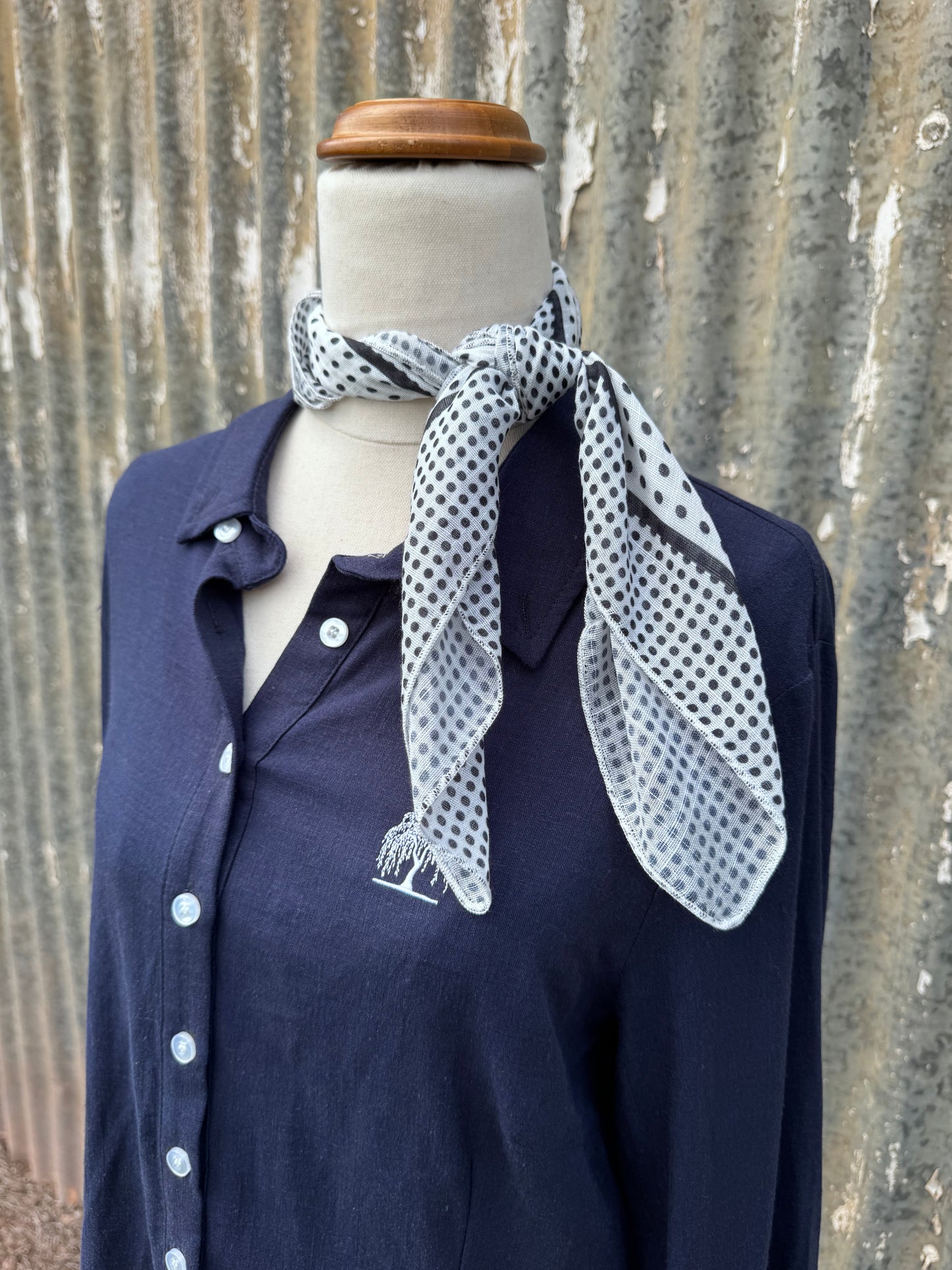 Black & White Spotty Neck Scarf